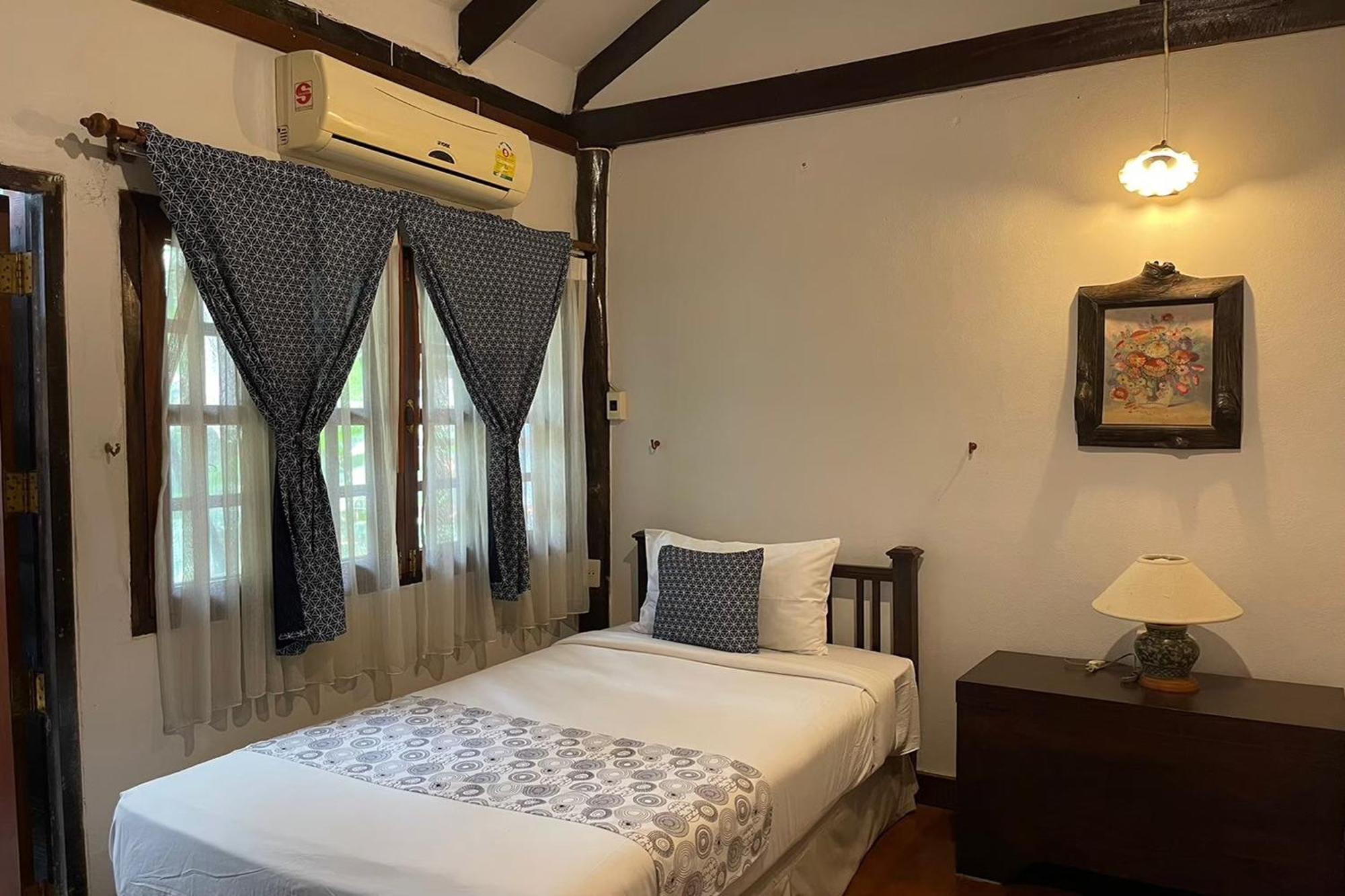 Phu Ing Fah Hotel 3*