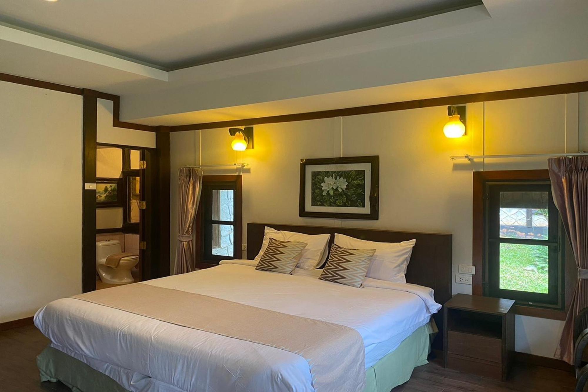 Phu Ing Fah Hotel 3*